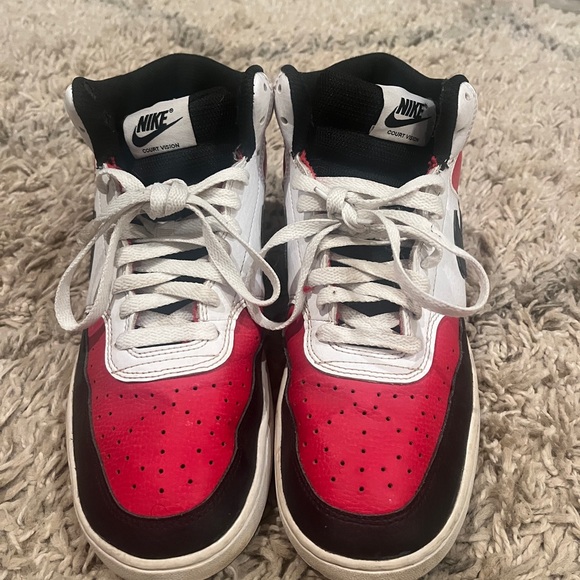 Men’s Nike Court Vision Sneakers - Picture 4 of 5